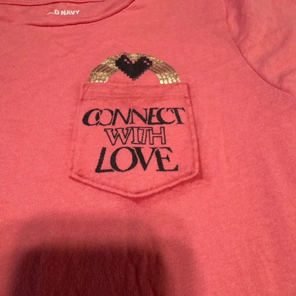 Old Navy Girls Size Large 10/12 Kids Pink T-Shirt with‎ Pocket Detail